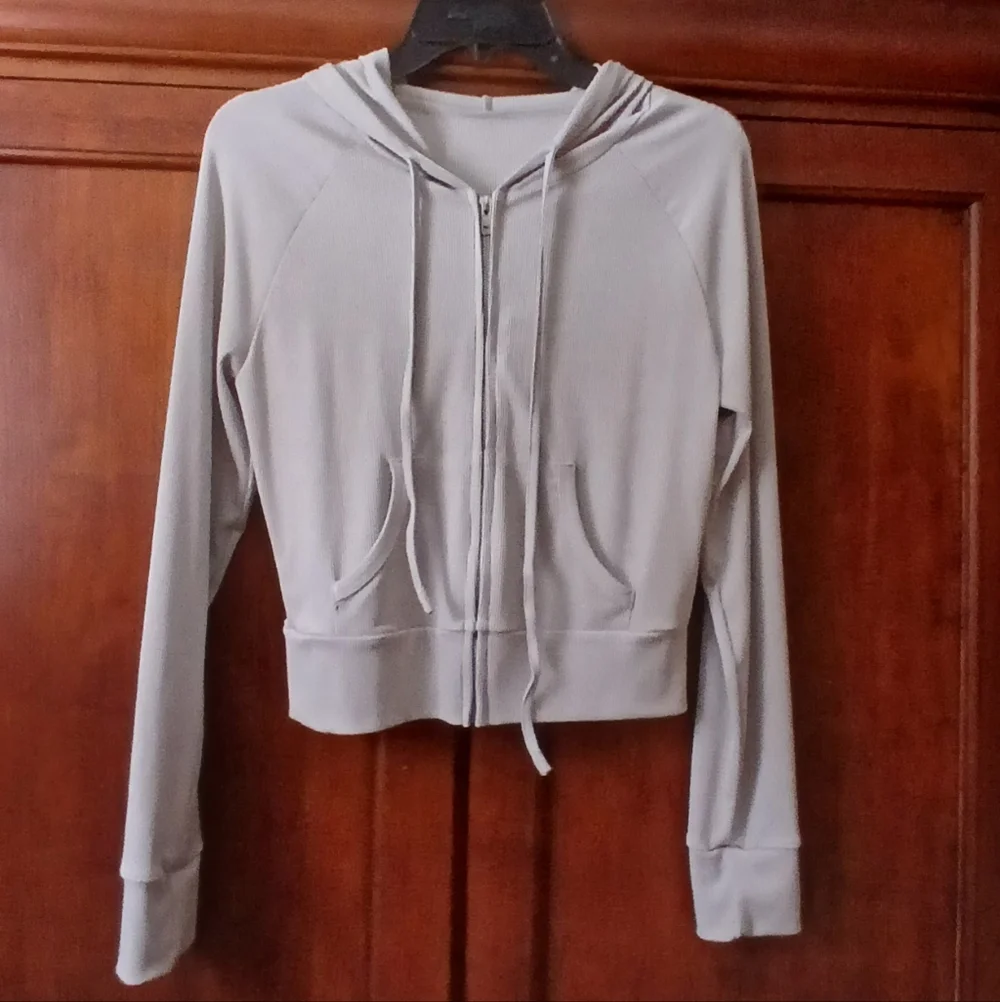 🩵Shein Zipper Hoodie🩵 - Picture 2 of 6